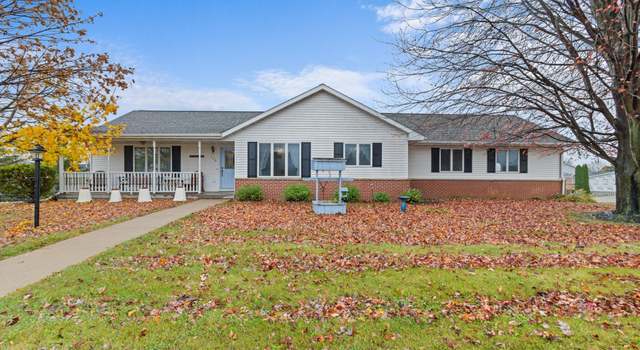 Photo of 120 Grandview Dr NW, Altura, MN 55910