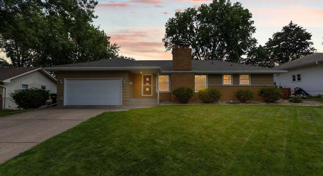 Photo of 6925 38th Ave N, Crystal, MN 55427