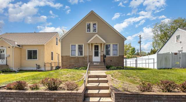 Photo of 2028 3rd St E, Saint Paul, MN 55119