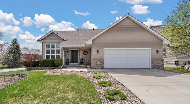 Photo of 820 Spring Hill Ct, Woodbury, MN 55125