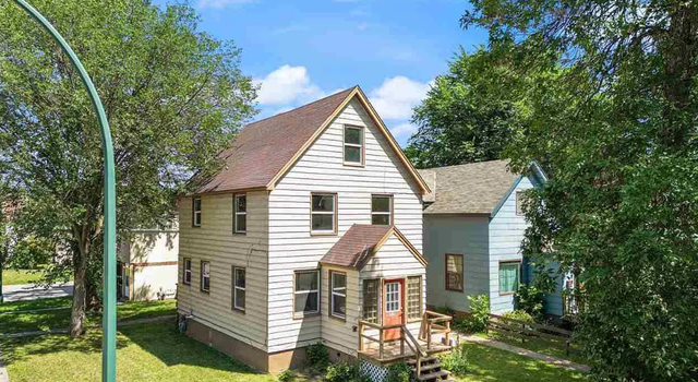 Photo of 329 9th St S, Virginia, MN 55792