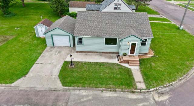 Photo of 400 Lafayette Ave S, Fulda, MN 56131
