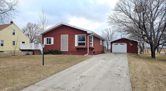 Photo of 417 3rd Ave W, Halstad, MN 56548