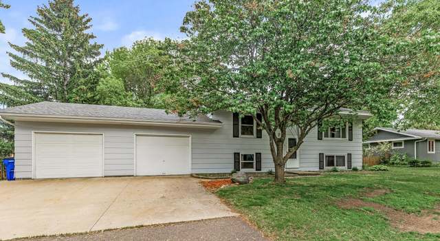 Photo of 806 Oak Ridge Dr, Osceola, WI 54020