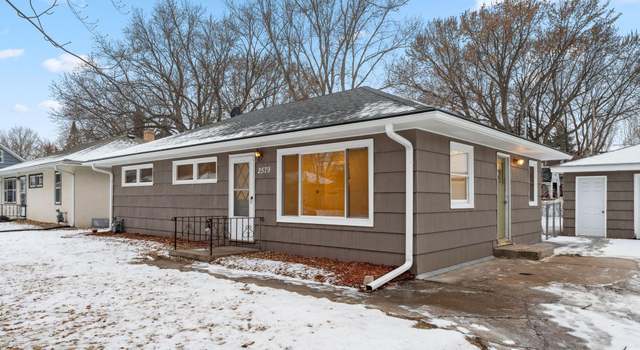 Photo of 2579 Charlotte St, Roseville, MN 55113