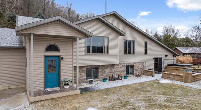 Photo of W764B Valley Dr, Fountain City, WI 54629