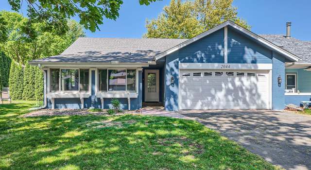 Photo of 2044 28th Ave NW, New Brighton, MN 55112