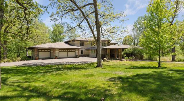 Photo of 6 Black Lake Rd, North Oaks, MN 55127