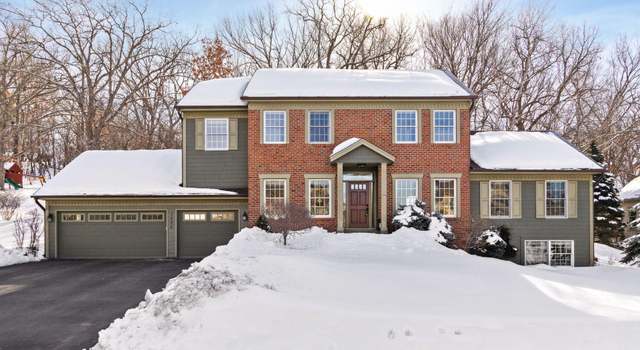 Photo of 1486 Kings Wood Rd, Eagan, MN 55122