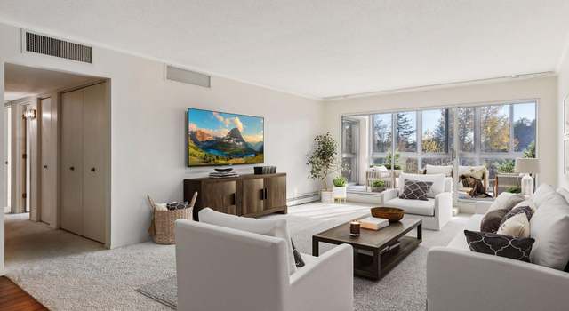 Photo of 4075 W 51st St #310, Edina, MN 55424
