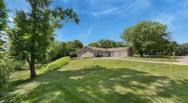 Photo of 906 E Lake St, Osakis, MN 56360