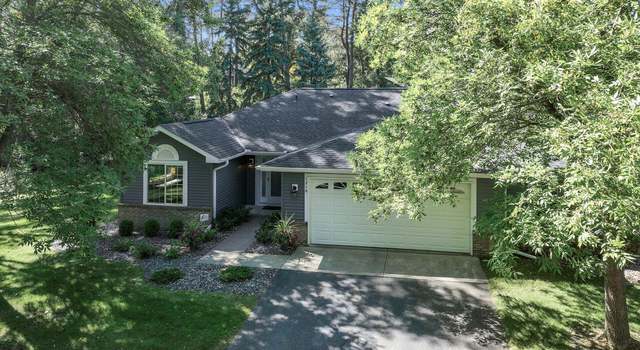 Photo of 1218 Ravenswood Ct, Shoreview, MN 55126