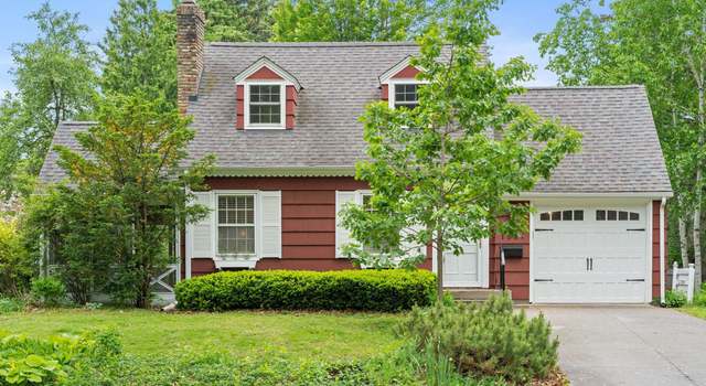 Photo of 1841 Simpson St, Falcon Heights, MN 55113