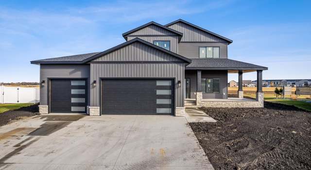 Photo of 2978 Prairie Farms Cir S, Fargo, ND 58104