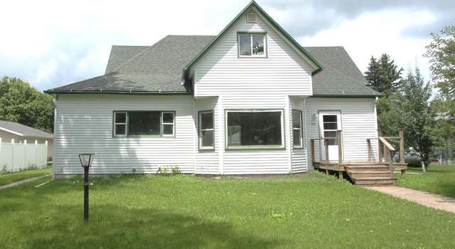 Photo of 128 4th St E, Halstad, MN 56548