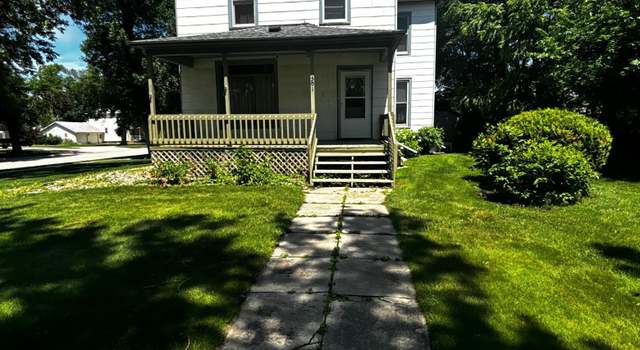 Photo of 501 6th St SE, Pipestone, MN 56164