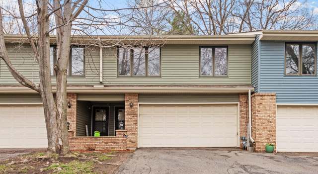 Photo of 2354 14th Ter NW, New Brighton, MN 55112