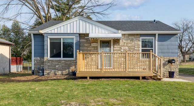 Photo of 2409 14th Ave E, North Saint Paul, MN 55109