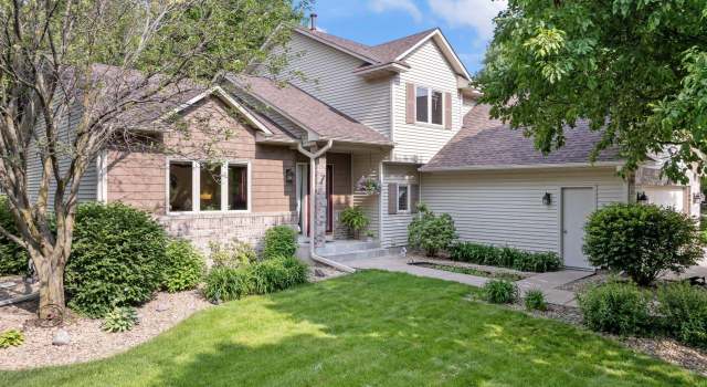 Photo of 1203 Bluestem Ct, Northfield, MN 55057