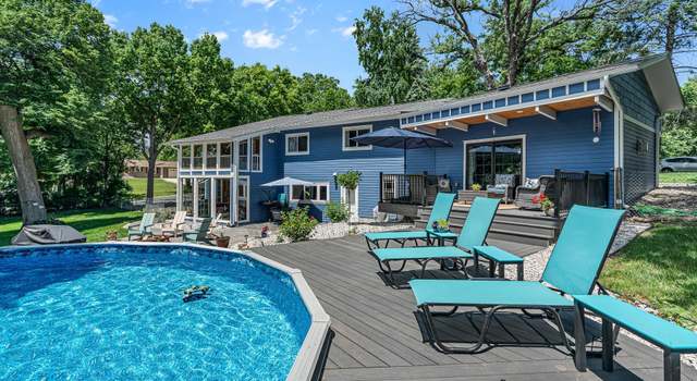 Photo of 10727 Braewood Cir, Bloomington, MN 55437