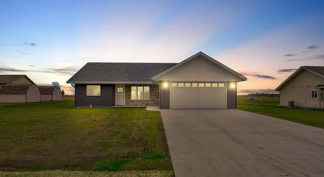 Photo of 268 N Pond Dr, Jackson, MN 56143