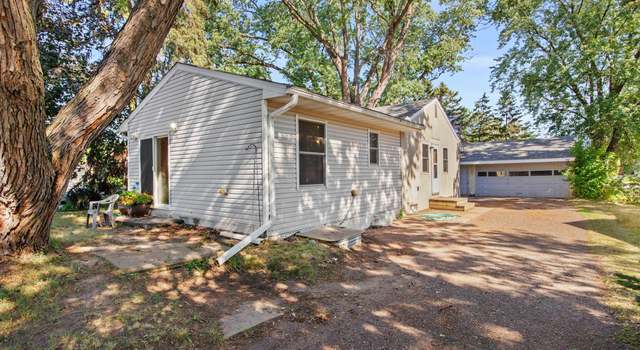 Photo of 1581 Hudson Rd, Saint Paul, MN 55106