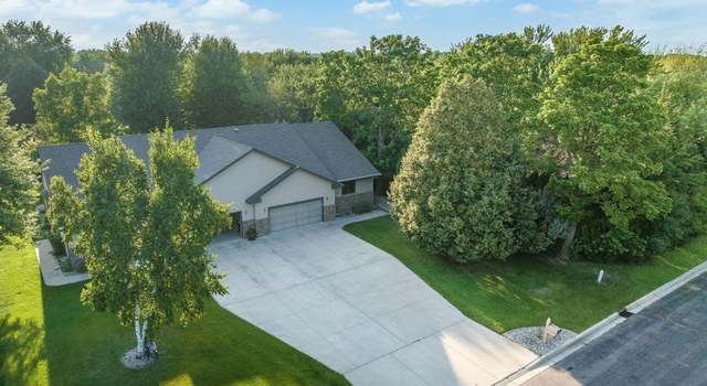 Photo of 1520 Southgate Dr, Fairmont, MN 56031