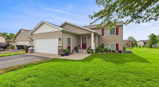 Photo of 810 Deerberry Ct, Albany, MN 56307