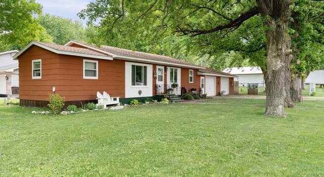 Photo of 208 1st Ave NE, Geneva, MN 56035