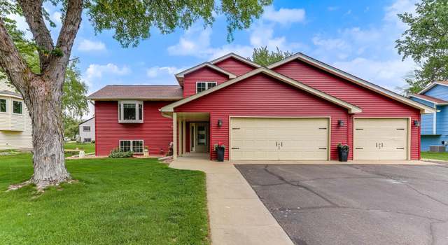 Photo of 7050 37th St N, Oakdale, MN 55128