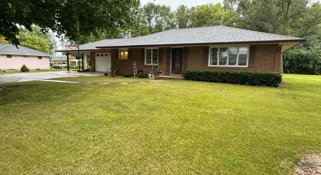 Photo of 751 Clark St, Walnut Grove, MN 56180