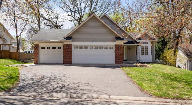 Photo of 2198 Dahl Ave E, Saint Paul, MN 55119