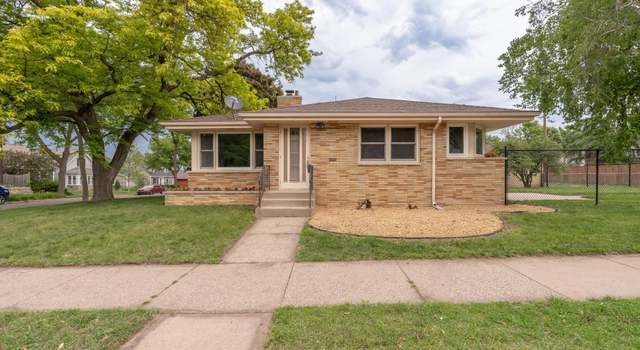 Photo of 555 Arlington Ave W, Saint Paul, MN 55117