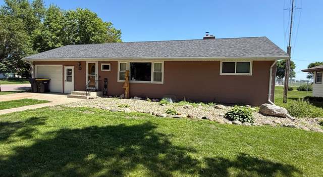 Photo of 122 3rd St E, Morgan, MN 56266