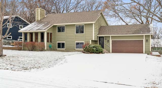 Photo of 999 Amble Rd, Shoreview, MN 55126