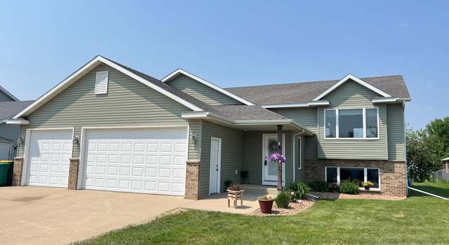 Photo of 823 4th St NE, Byron, MN 55920