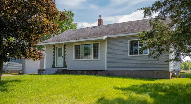 Photo of 709 Cypress Ave S, Braham, MN 55006