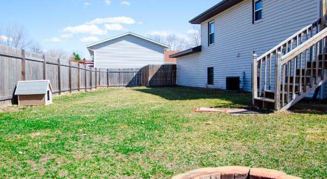 Photo of 2411 Gall Ave, Maplewood, MN 55109