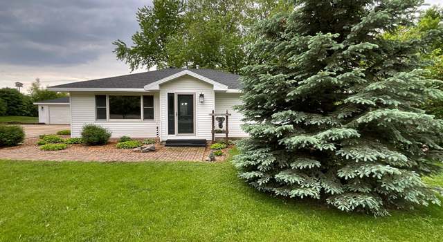 Photo of 424 Lake Ave S, Spicer, MN 56288