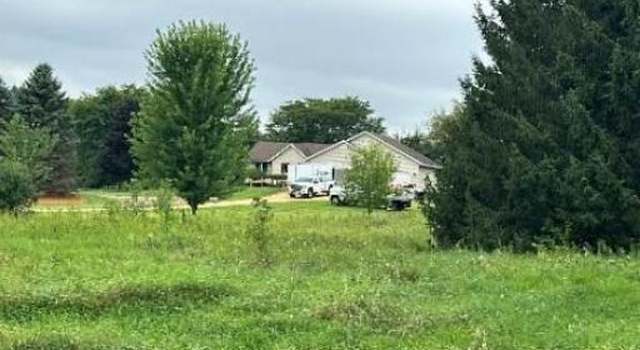 Photo of 32418 Park Trl, Center City, MN 55012