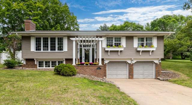 Photo of 816 Bartosh Ln, River Falls, WI 54022
