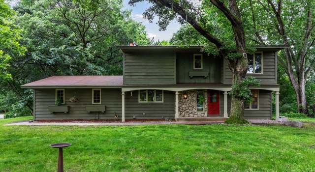 Photo of 2700 Isle Royale Ct, Burnsville, MN 55337