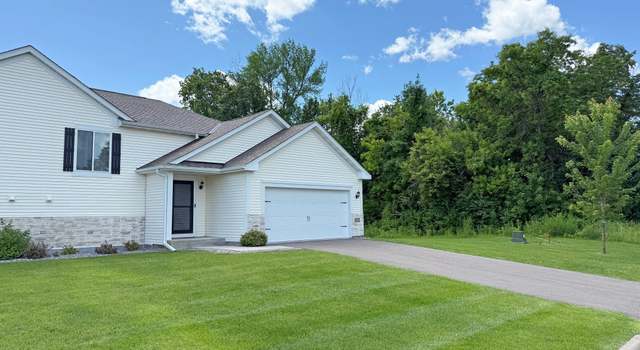Photo of 1042 White Tail Ln, Montrose, MN 55363