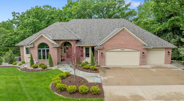 Photo of 8632 Ridge Ponds Dr, Victoria, MN 55386