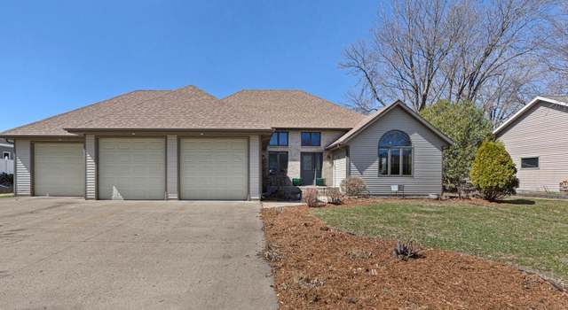 Photo of 2047 Sundance Ln, North Mankato, MN 56003