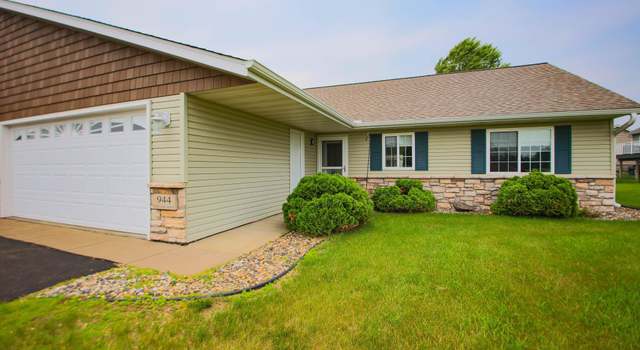Photo of 944 West Edge Pl #15, New Richmond, WI 54017