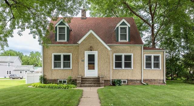 Photo of 717 Broadway Ave, Wabasha, MN 55981
