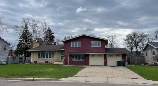 Photo of 607 14th Ave N, Wahpeton, ND 58075