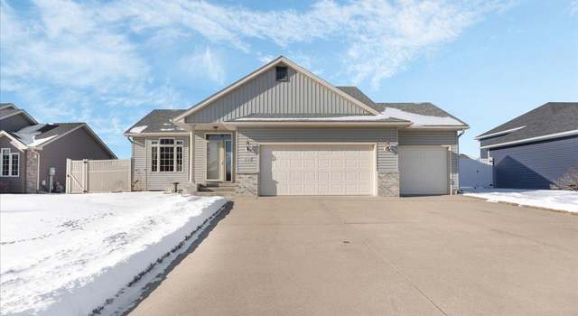 Photo of 1721 Prairie View Ln NE, Sauk Rapids, MN 56379