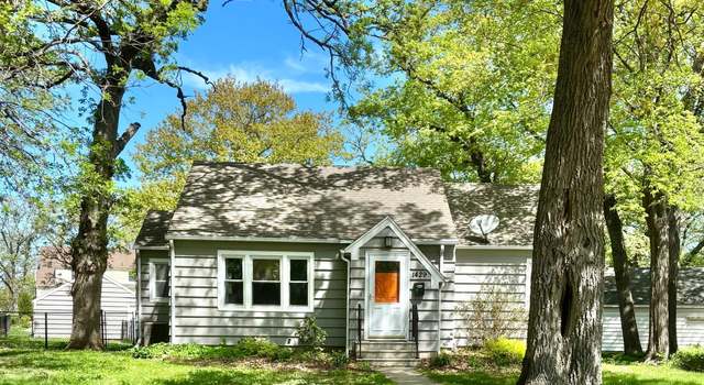 Photo of 1429 Circle Dr, Albert Lea, MN 56007
